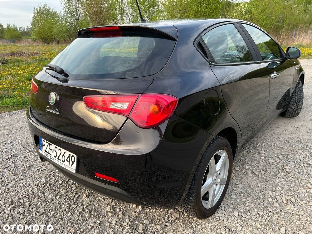 Alfa Romeo Giulietta 1.6 JTDM Veloce - 13