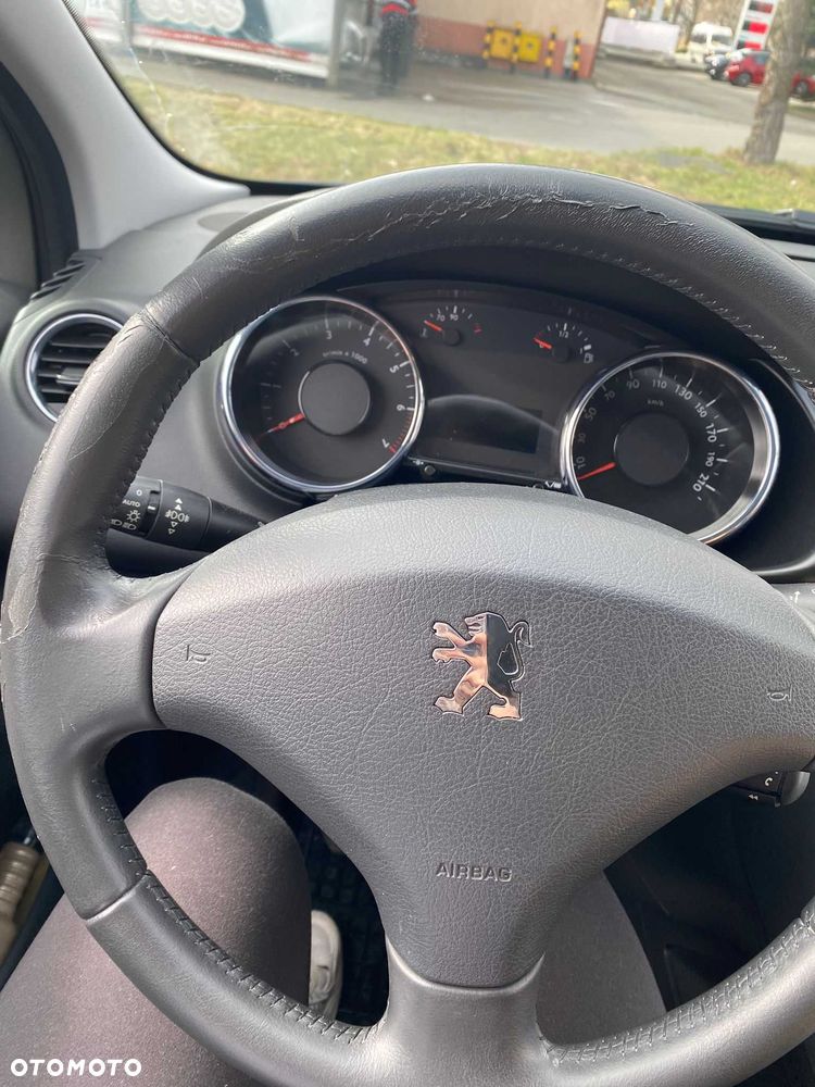 Peugeot 3008 - 3