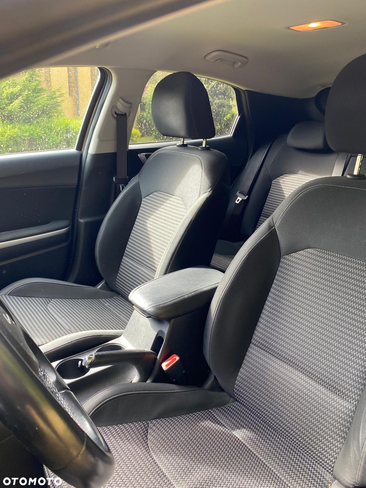 Kia XCeed 1.5 T-GDI L - 8
