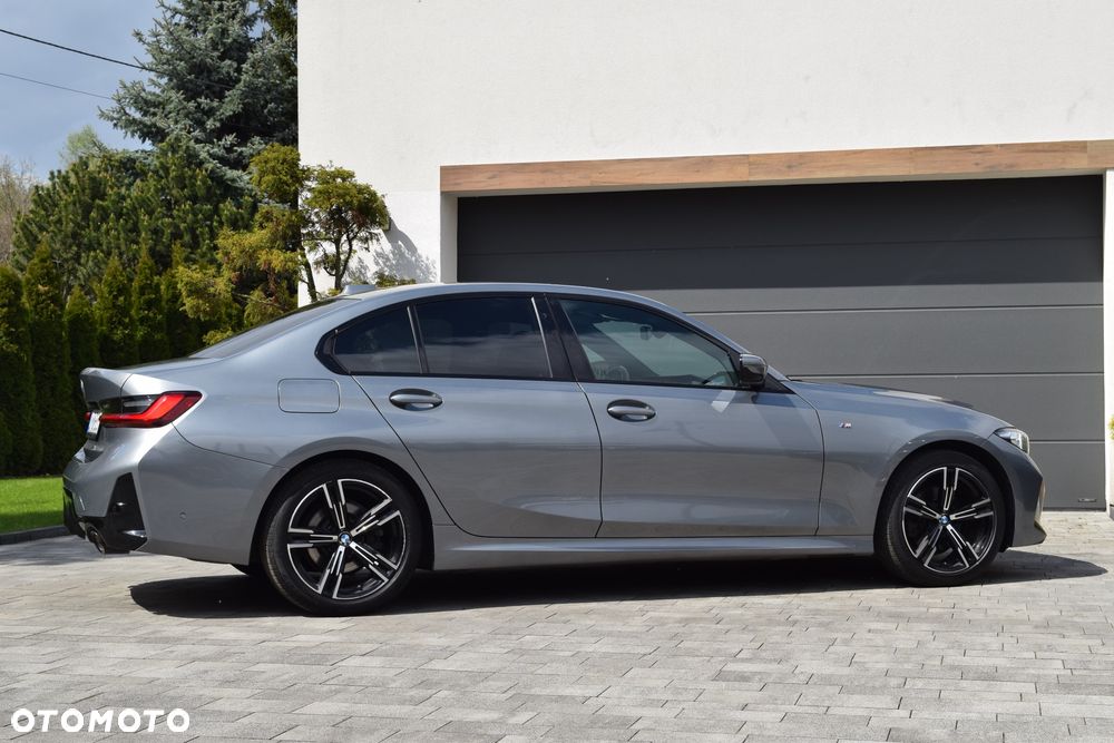 BMW Seria 3 320d xDrive mHEV M Sport sport - 36