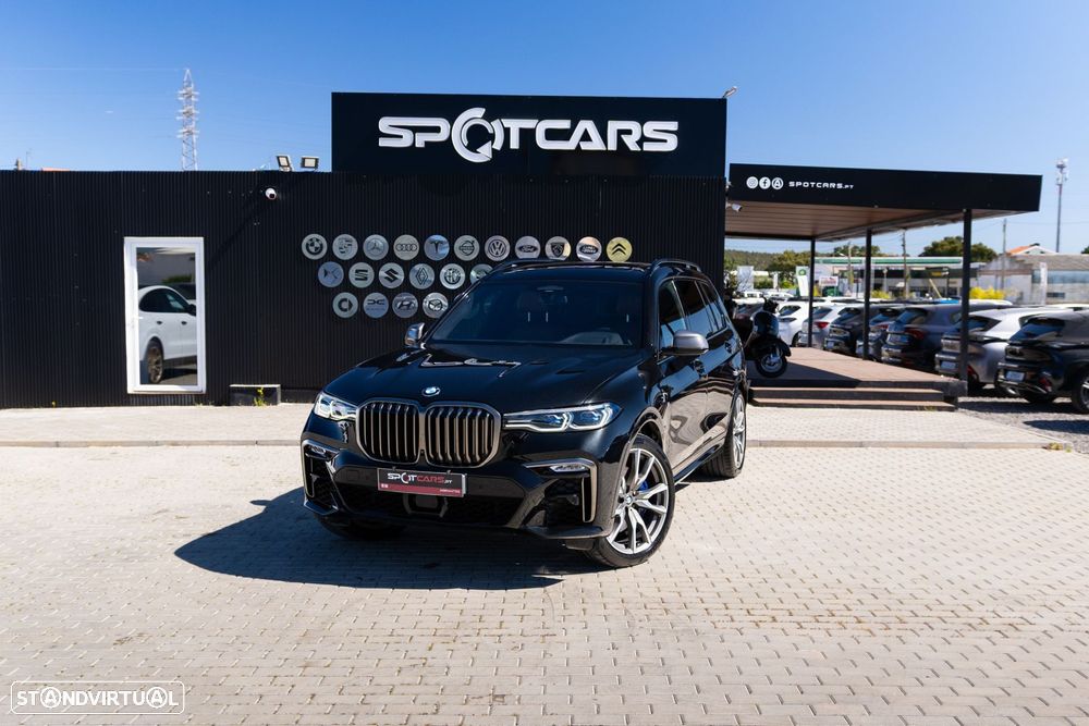 BMW X7 M50d - 1