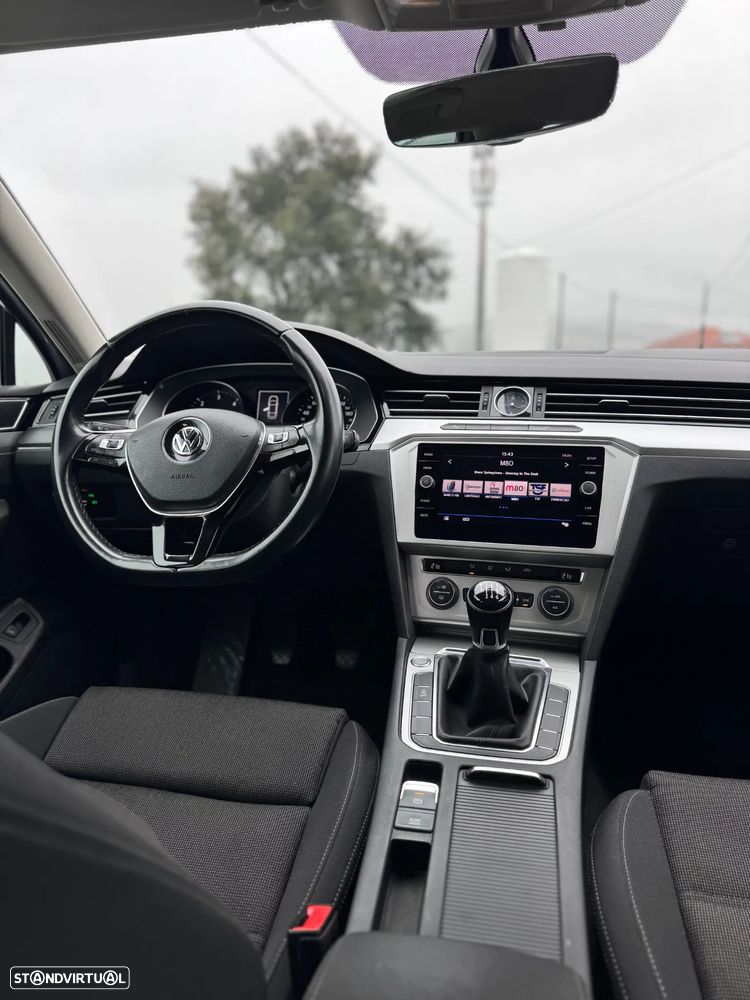 VW Passat 2.0 TDI Highline - 13