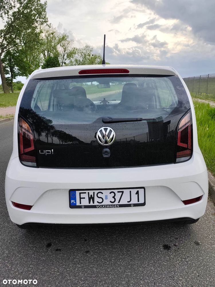Volkswagen up! move - 4