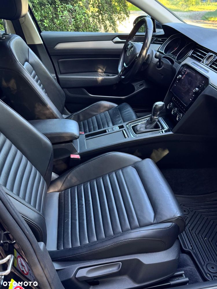 Volkswagen Passat 2.0 TSI BMT Highline DSG - 17