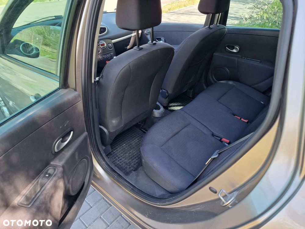 Renault Clio 1.2 TCE Expression - 19