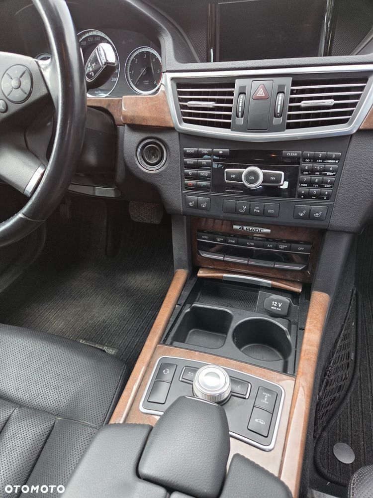 Mercedes-Benz Klasa E 250 CDI DPF 4Matic BlueEFFICIENCY 7G-TRONIC Avantgarde - 6