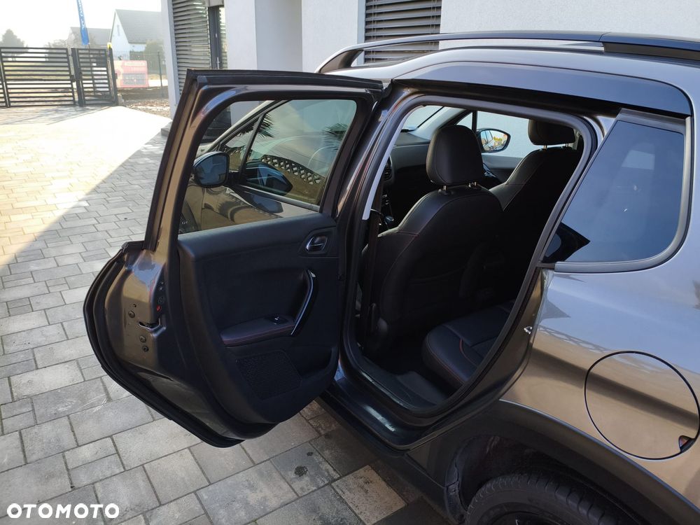 Peugeot 2008 PureTech 110 Stop&Start EAT6 GT-Line Edition - 20