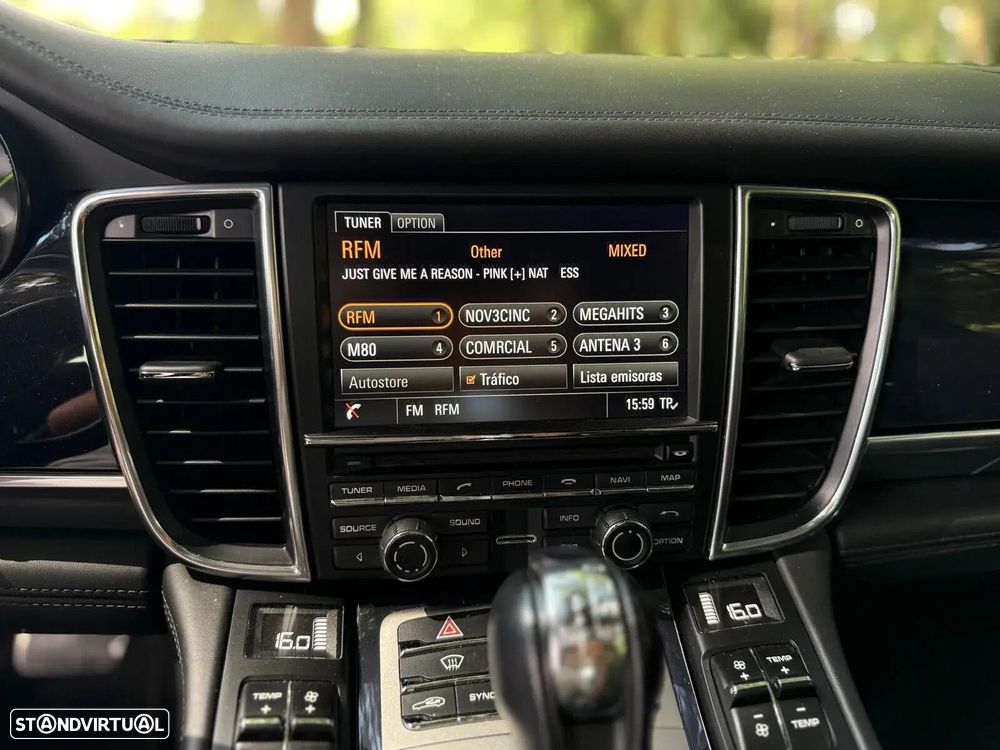 Porsche Panamera S E-Hybrid - 24