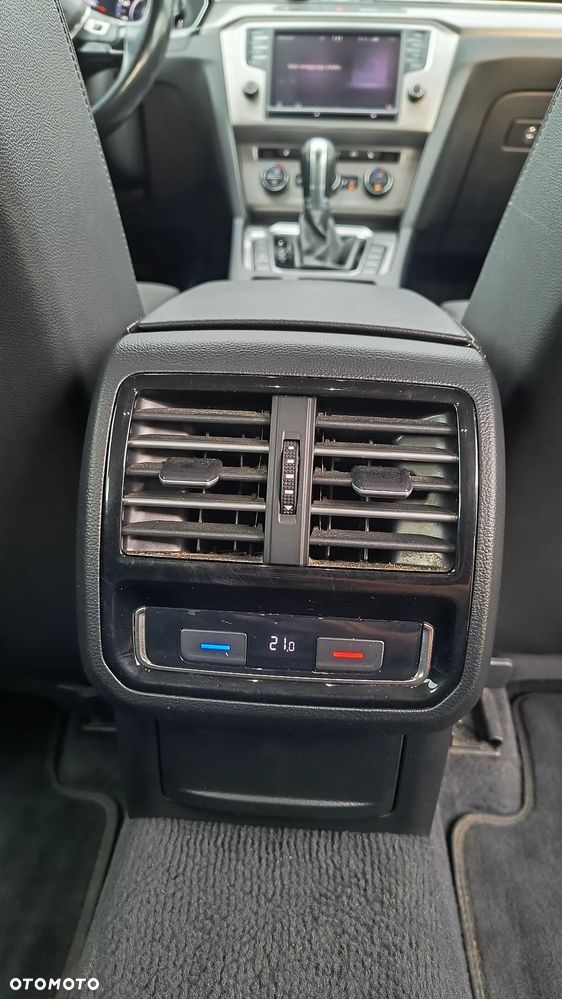 Volkswagen Passat Alltrack 2.0 TDI SCR 4Mot DSG - 22