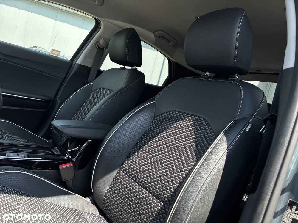 Kia XCeed 1.5 T-GDI Business Line DCT - 12