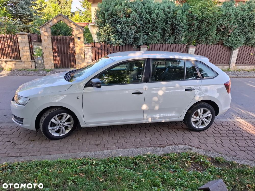 Skoda RAPID - 7