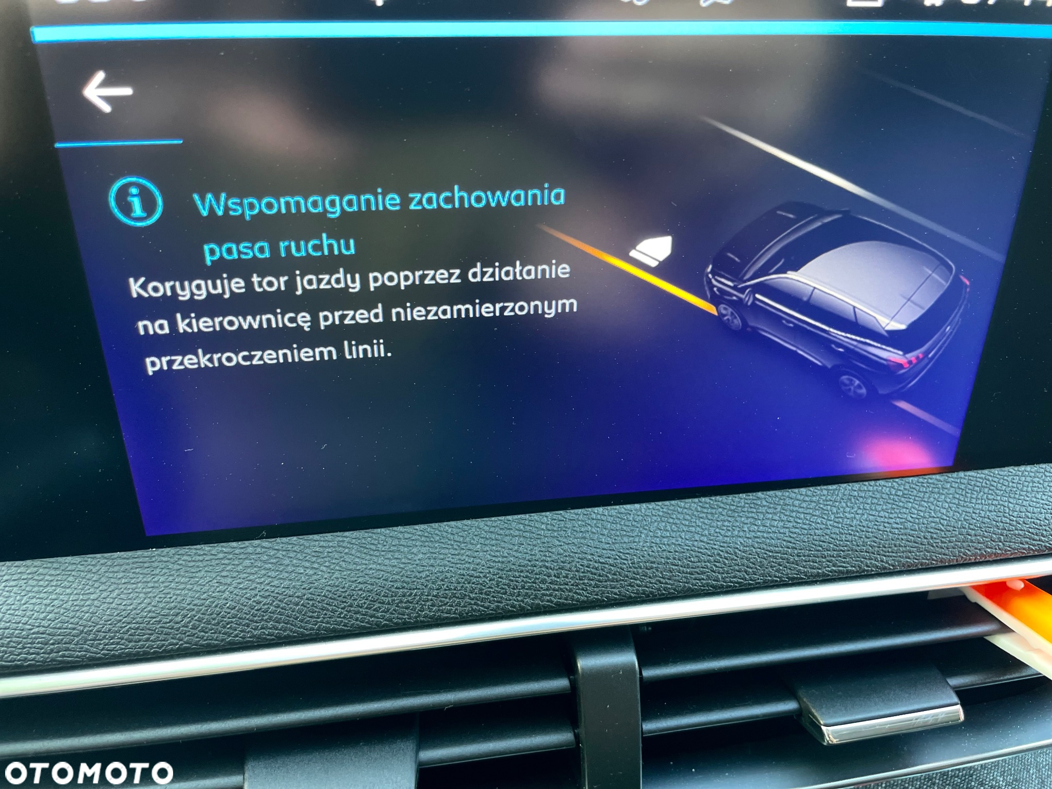 Peugeot 3008 1.6 BlueHDi Allure S&S - 27