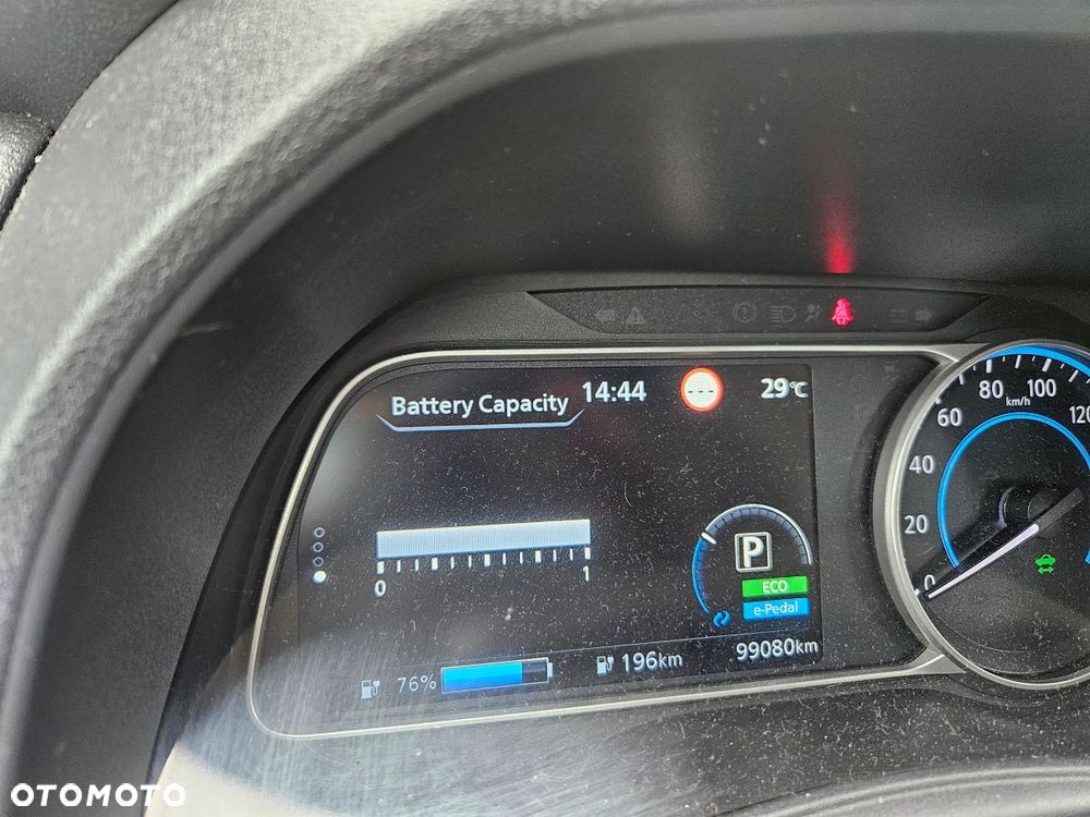 Nissan Leaf 40kWh Acenta - 27
