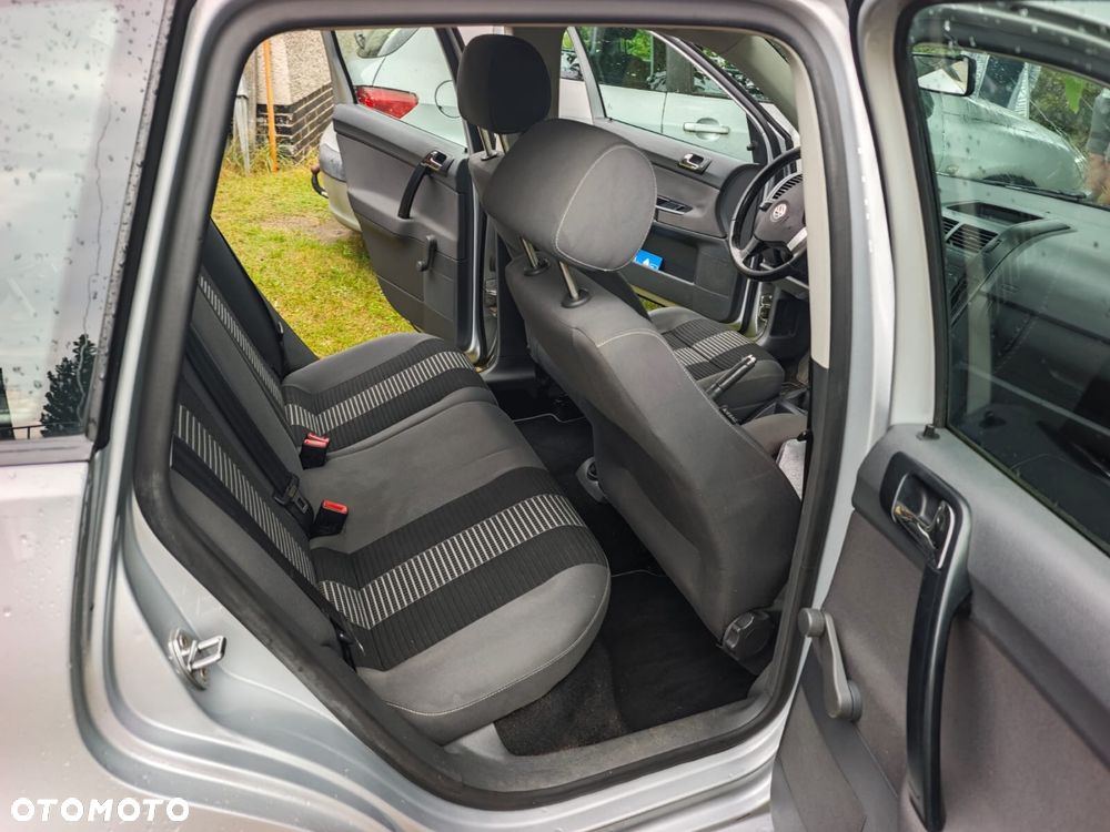 Volkswagen Polo - 7