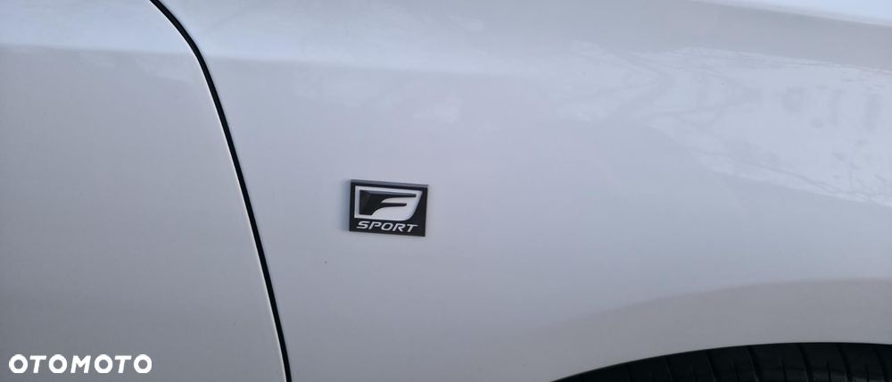 Lexus ES 300h F Sport - 14