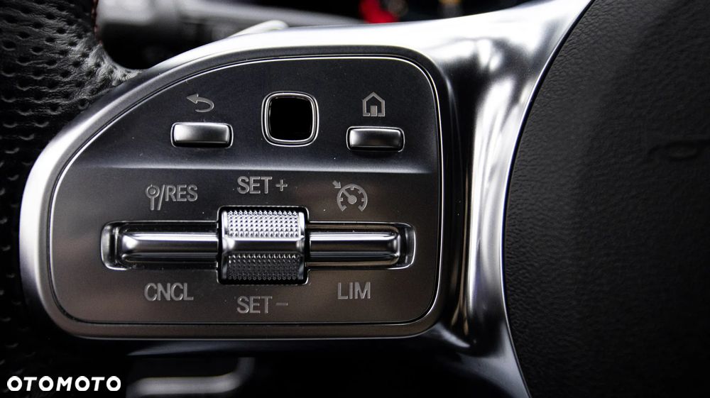 Mercedes-Benz CLA 250 4-Matic AMG Line 7G-DCT - 25