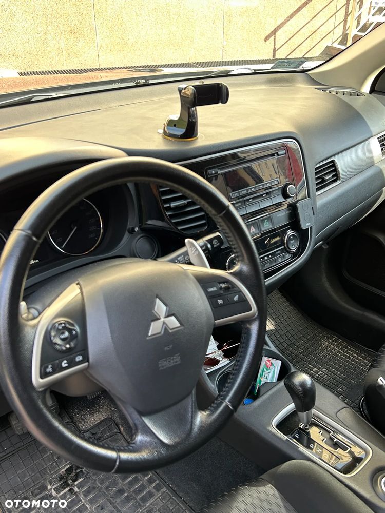 Mitsubishi Outlander 2.0 Intense - 6