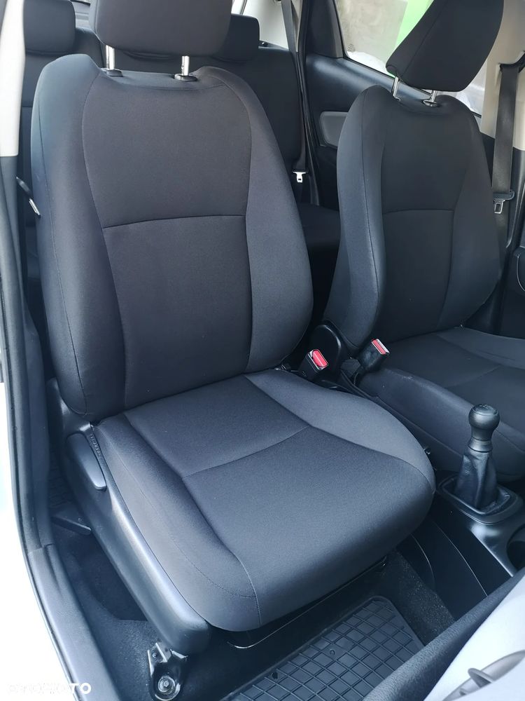 Toyota Yaris 1.0 Active - 22