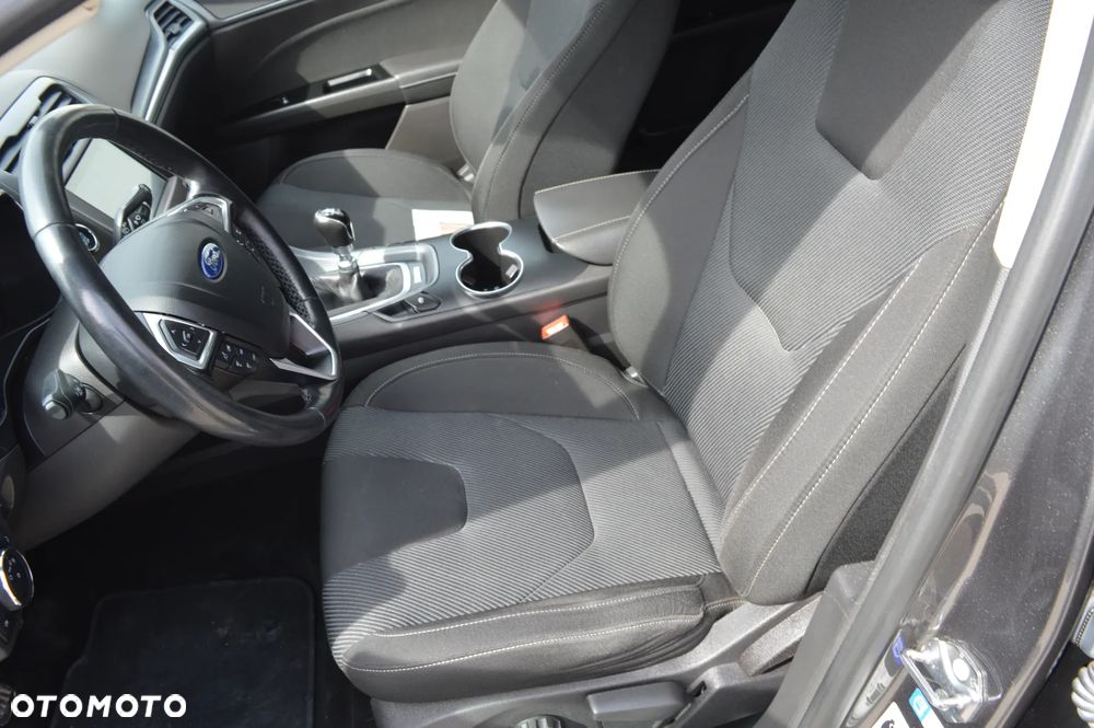 Ford Mondeo 1.5 EcoBoost Titanium - 21