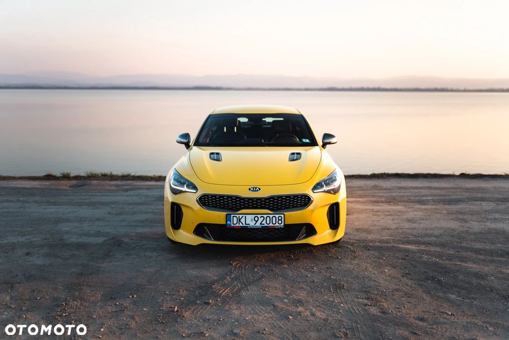 Kia Stinger 3.3 T-GDI AWD OPF GT - 11