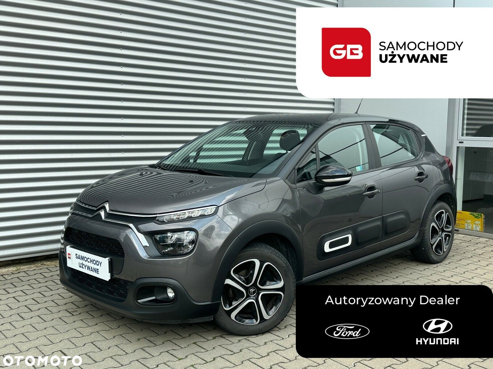 Citroën C3 1.2 PureTech Shine - 1