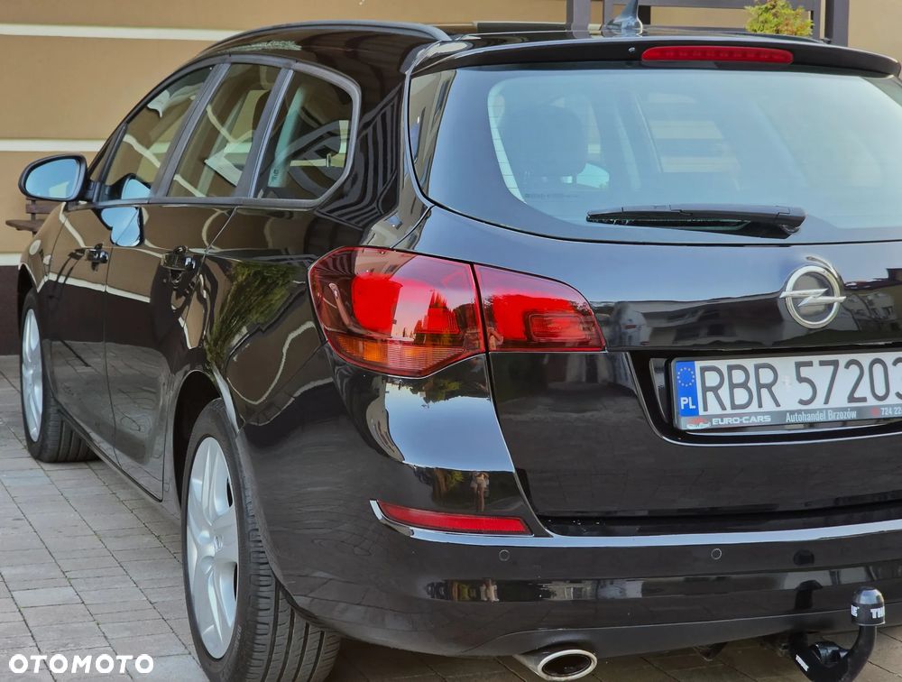 Opel Astra 1.4 T Cosmo - 33