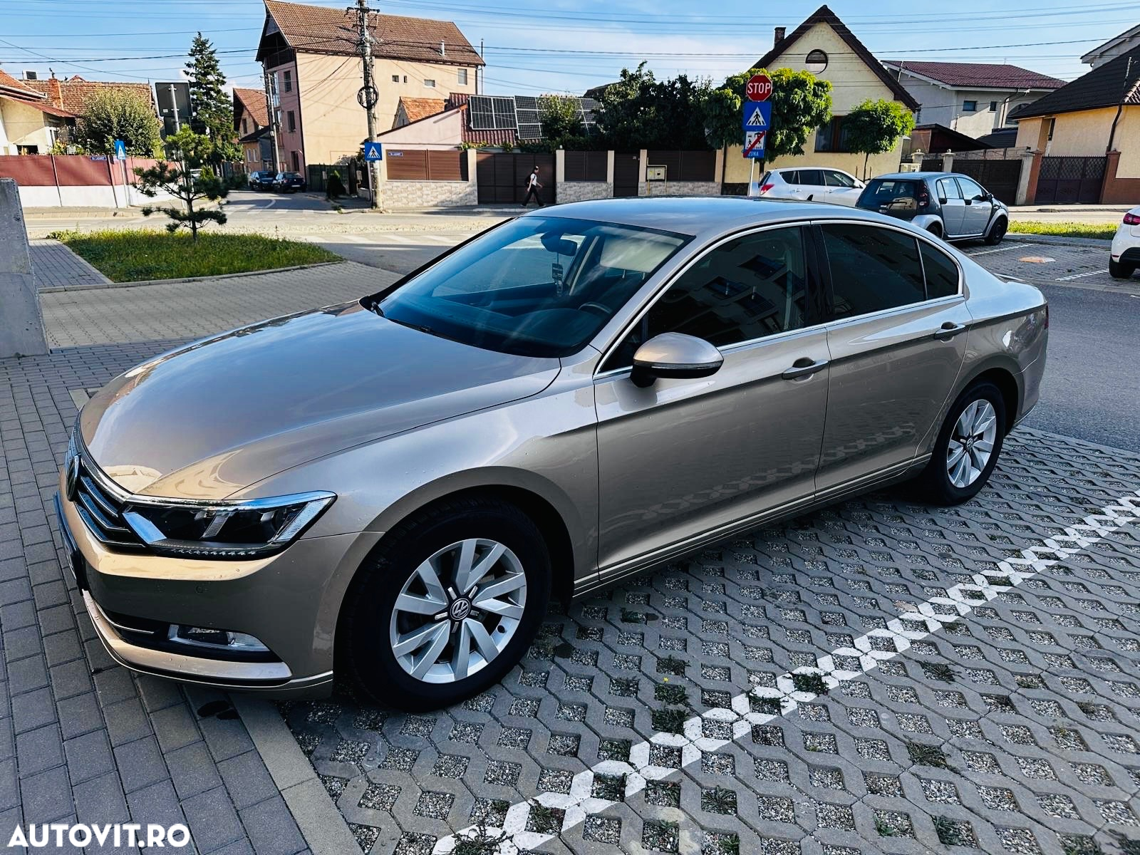 Volkswagen Passat 1.6 TDI (BlueMotion Technology) DSG Comfortline - 3