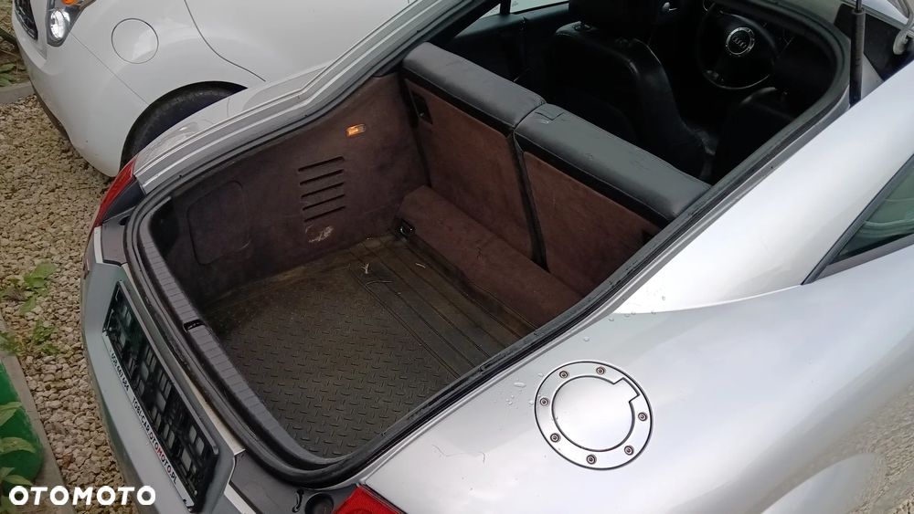 Audi TT Coupé 1.8T - 32