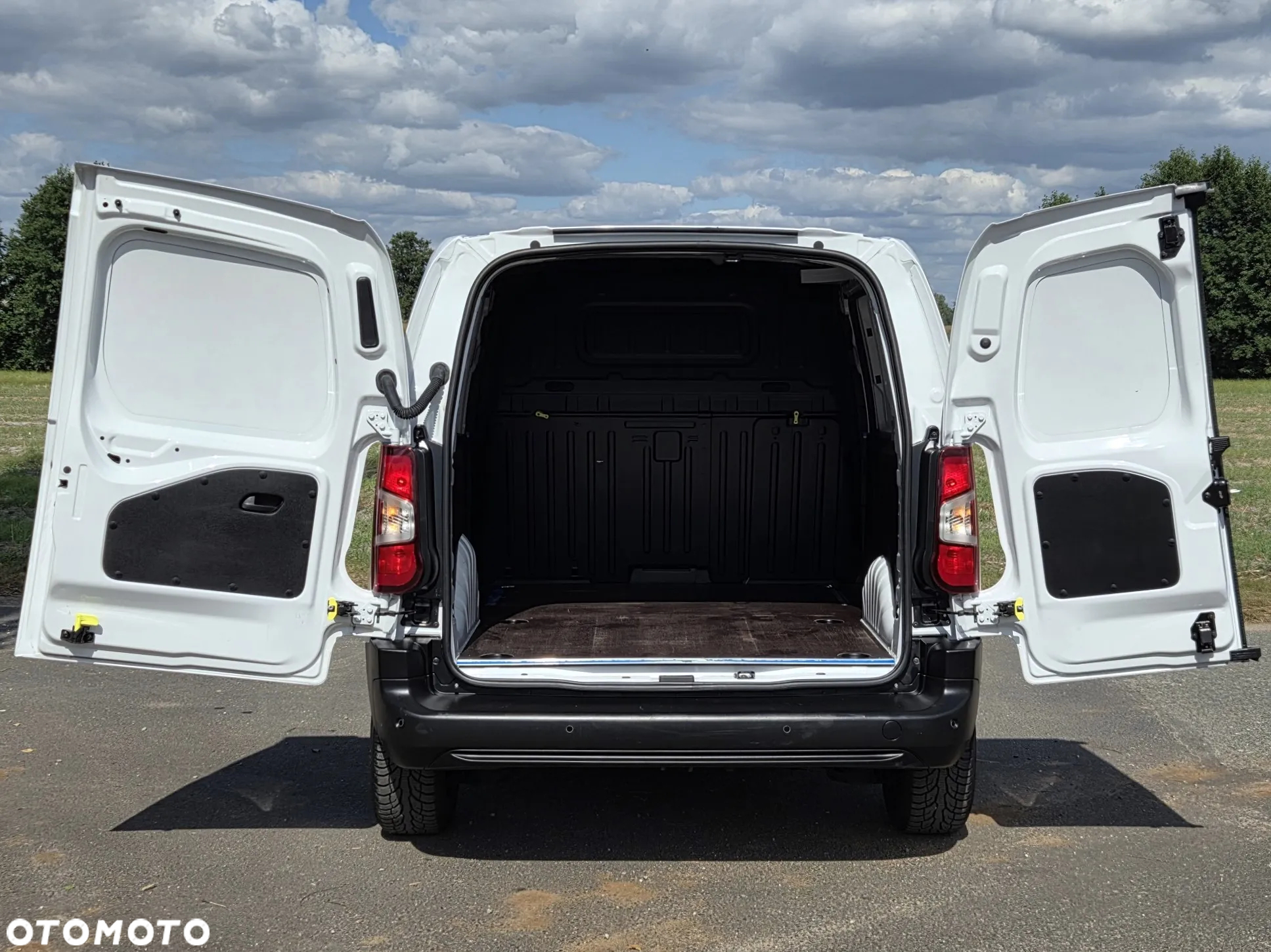 Citroën BERLINGO, KLIMATRONIC, NAVI, 1.5 CDTI, 130 KM, - 9
