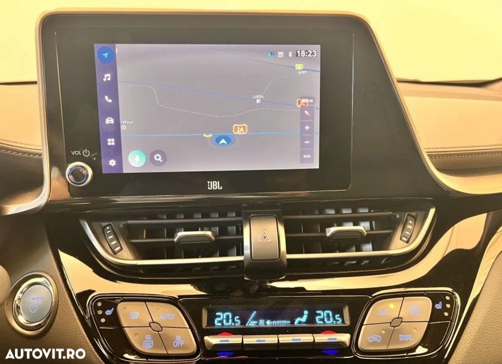 Toyota C-HR 2.0 HSD 184 CP 4x2 CVT Classy Bi-Tone - 15