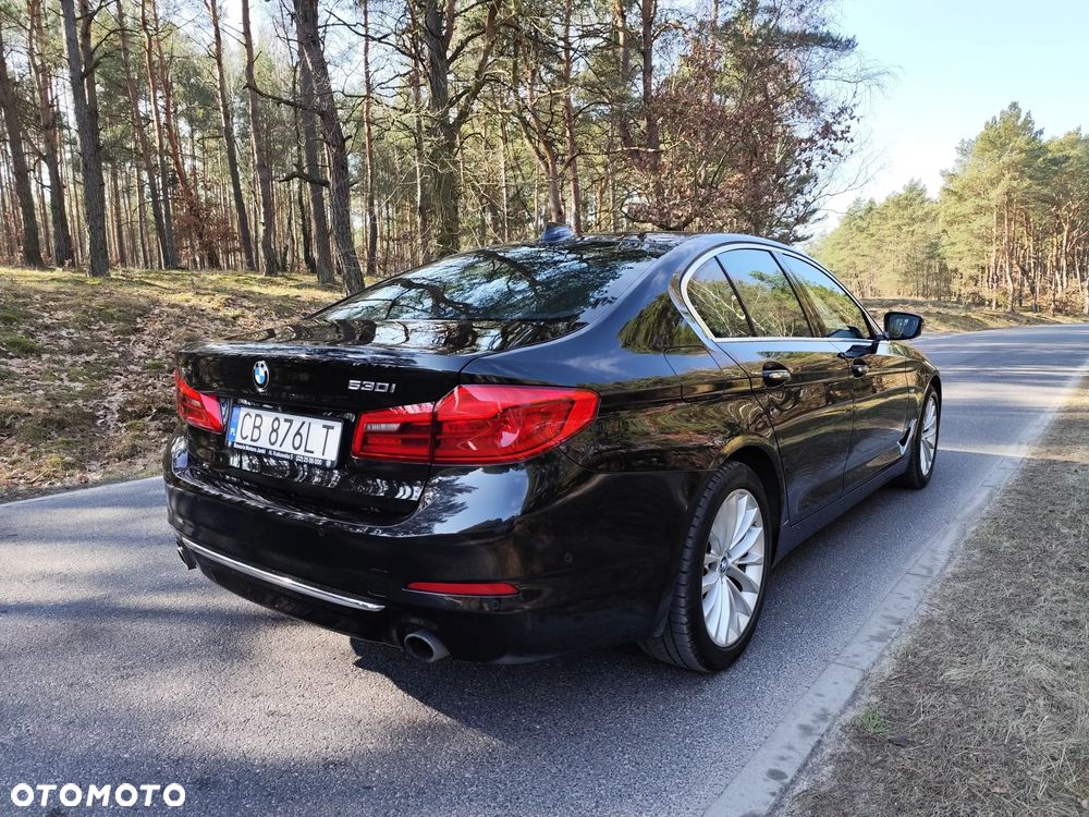 BMW Seria 5 530i xDrive Luxury Line sport - 27