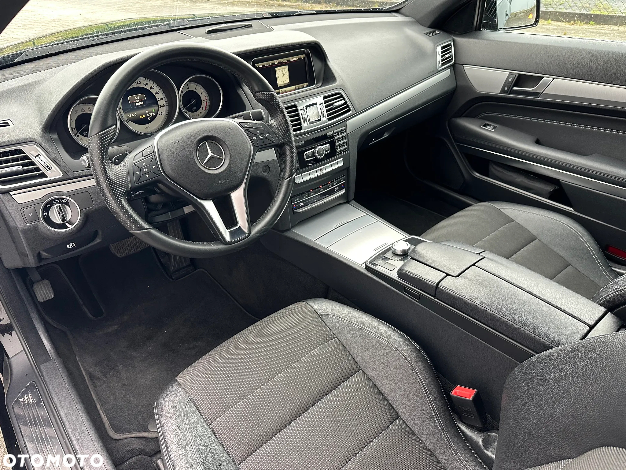 Mercedes-Benz Klasa E 200 Coupe 9G-TRONIC Avantgarde - 13