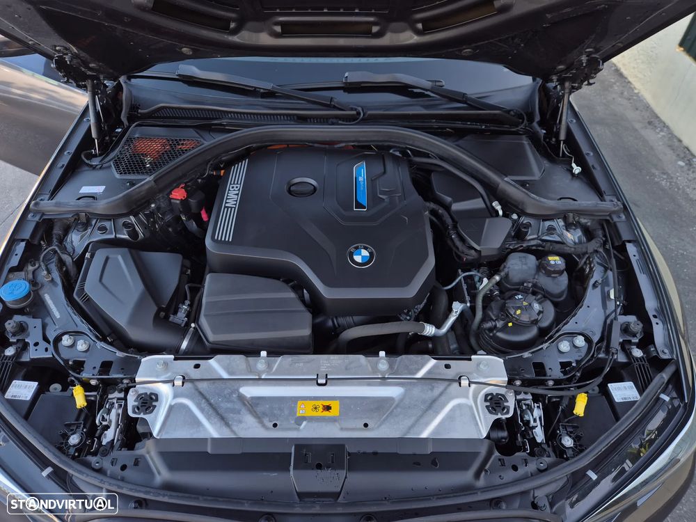 BMW 330 e Auto - 28