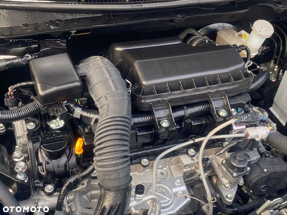 Suzuki Swift 1.2 Dualjet SHVS Premium CVT - 13