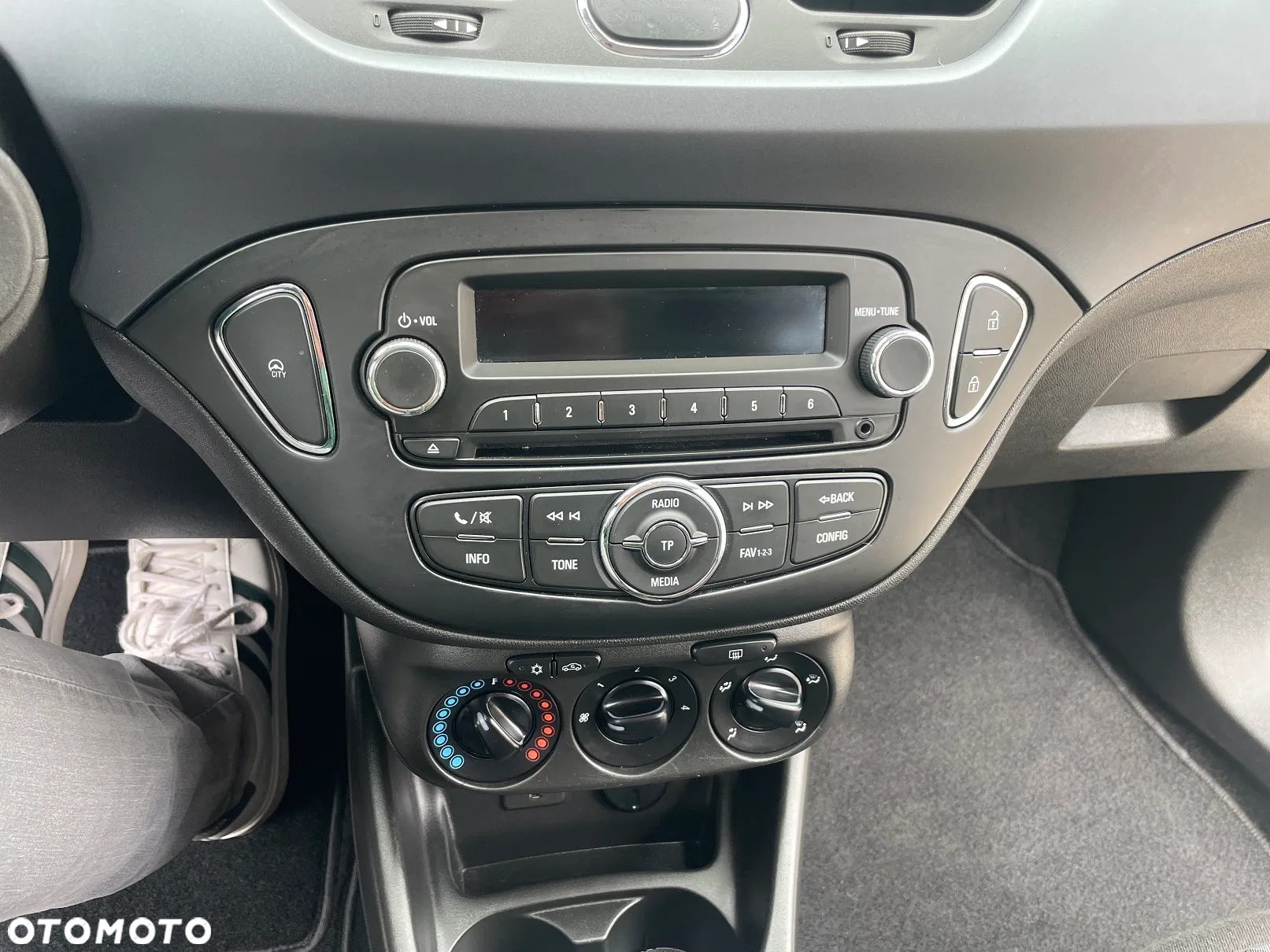 Opel Corsa 1.2 Active - 17