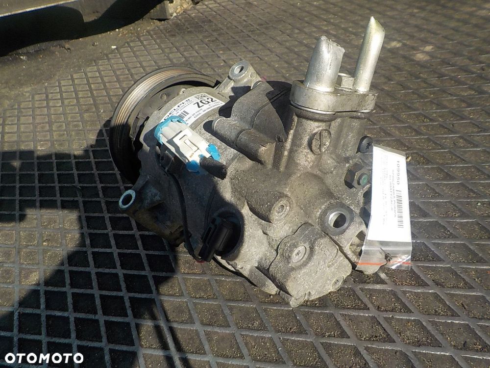OPEL ASTRA J SPRĘŻARKA POMPA KLIMATYZACJI 13250604 ZG2 - 6