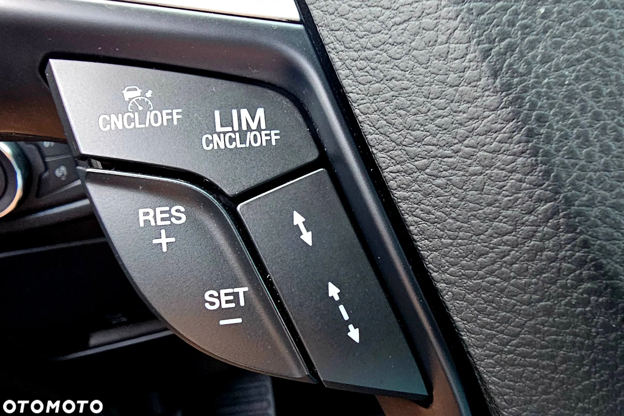 Ford S-Max 2.0 EcoBlue Titanium - 15