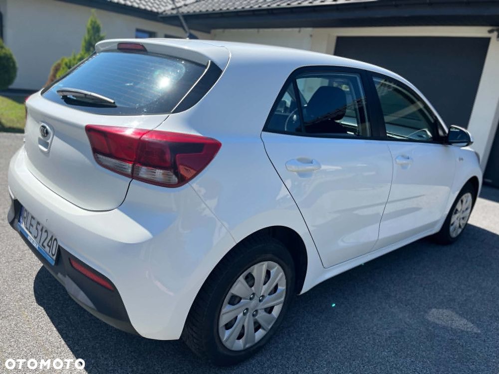 Kia Rio 1.2 M - 6