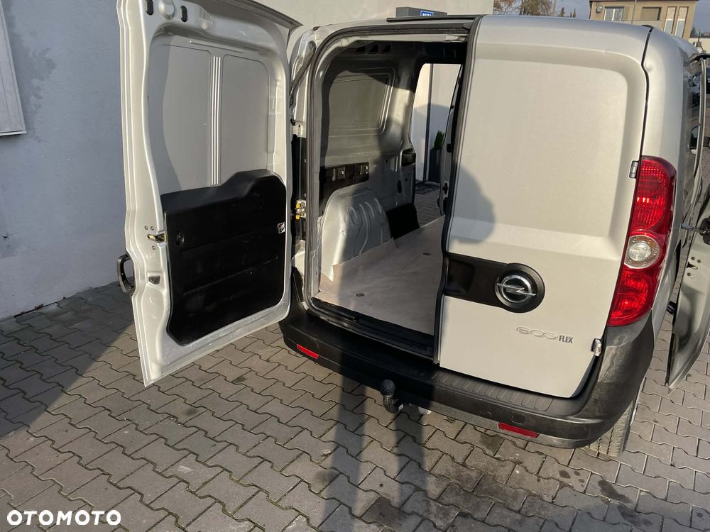 Opel Combo - 11