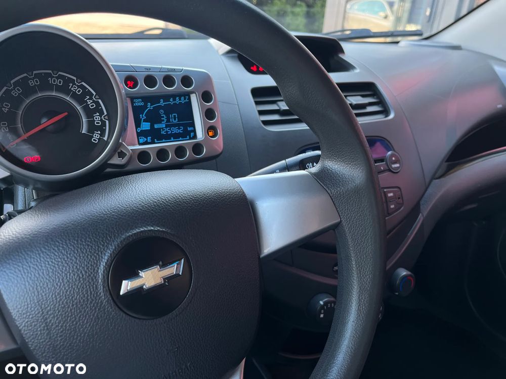 Chevrolet Spark 1.0 LT - 14