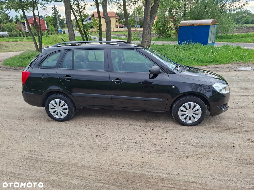 Skoda Fabia 1.2 HTP Ambition - 2