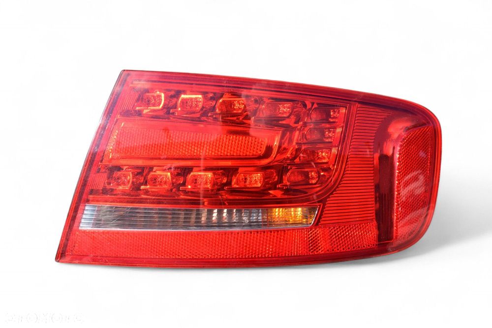 Lampa Prawy Tył AUDI A4 B8 SEDAN EU 8K5945096B - 2