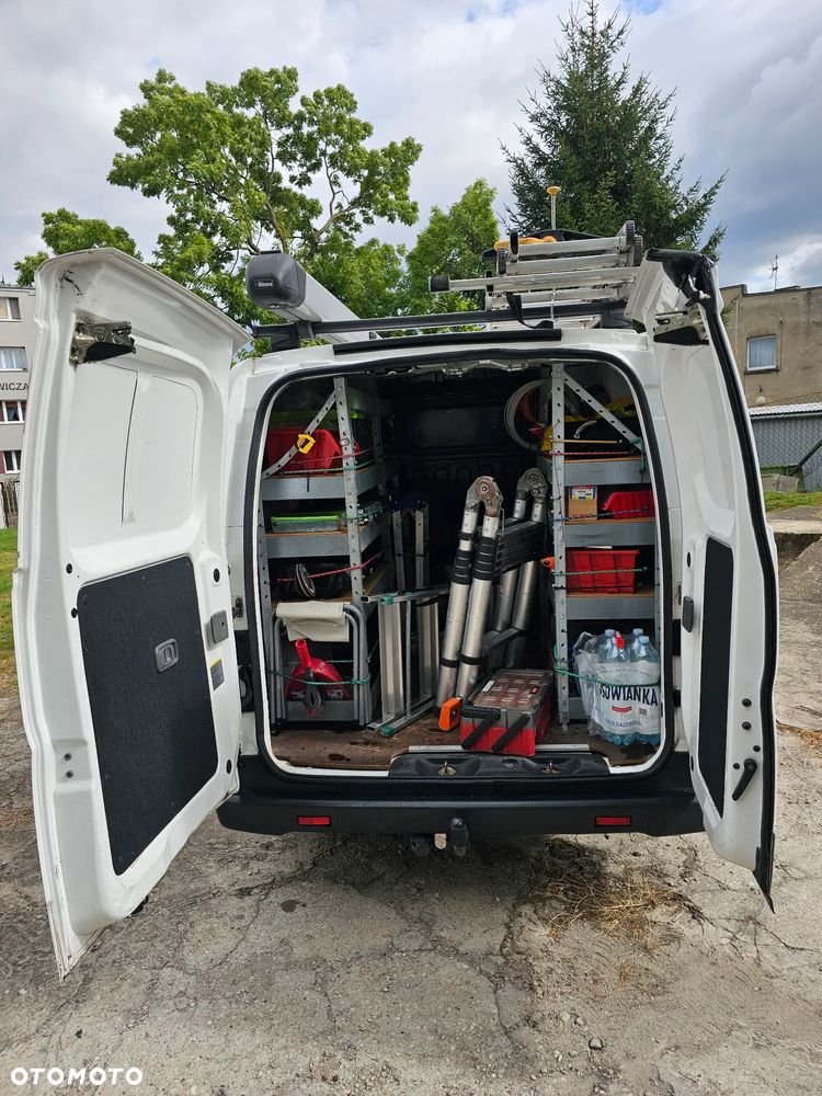 Nissan NV200 - 12