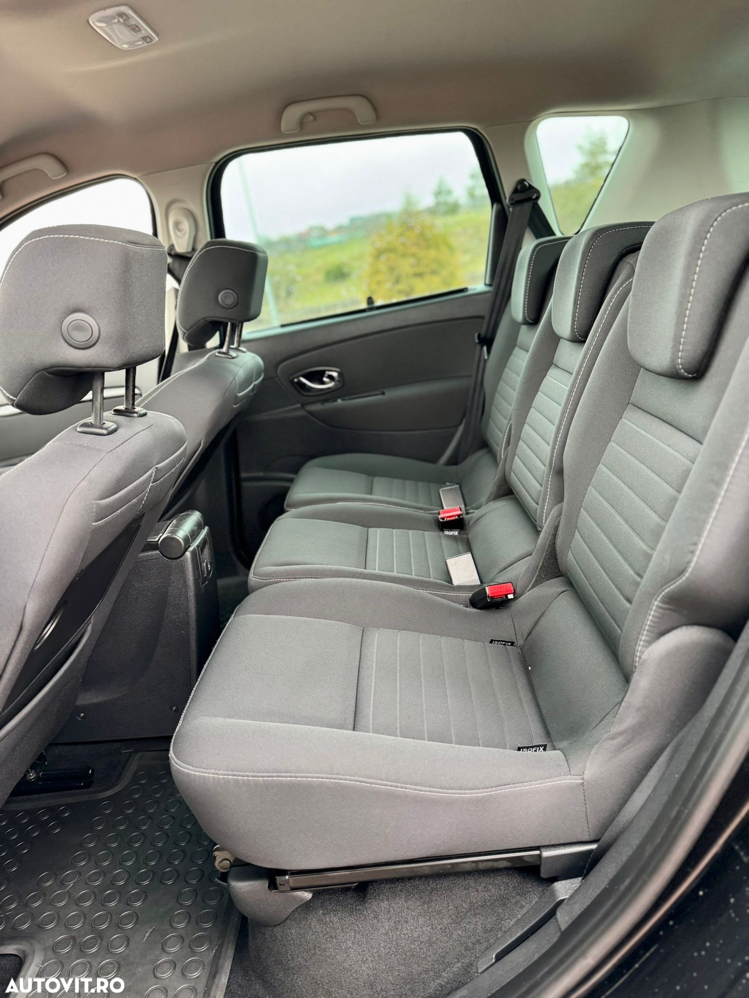 Renault Scenic dCi 110 LIMITED - 8