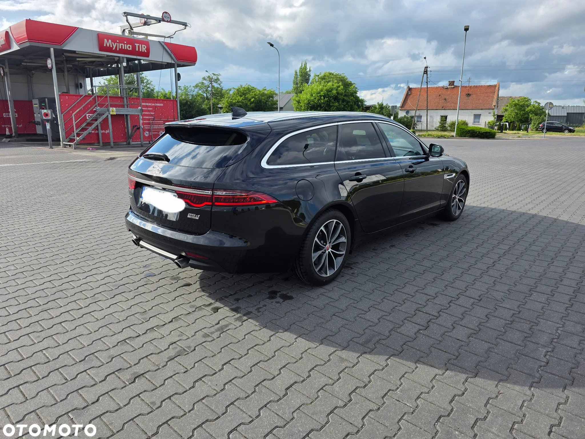 Jaguar XF 2.0 i4D Prestige - 4