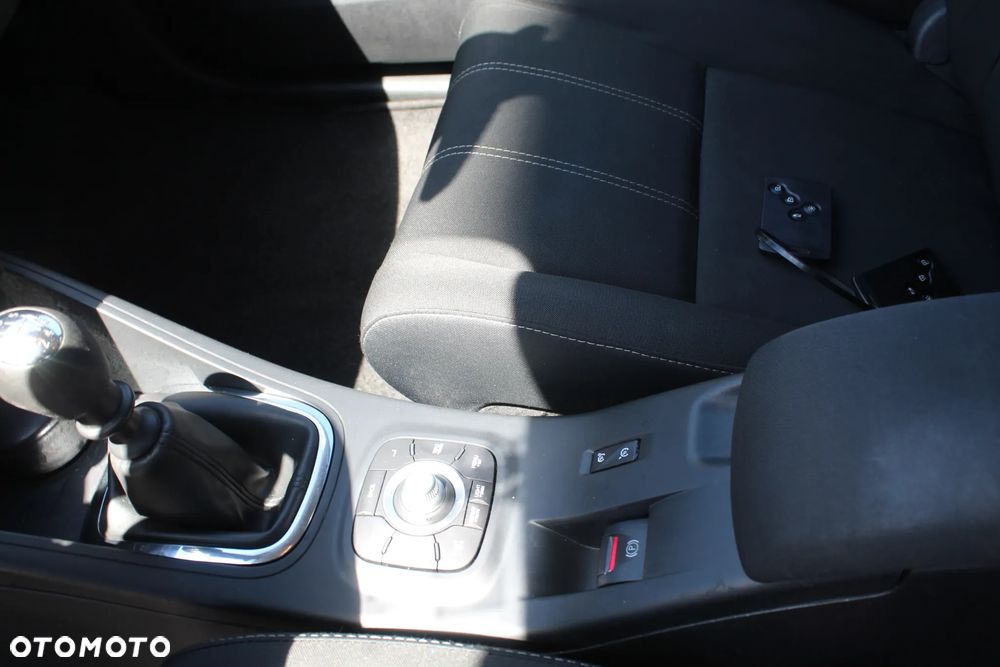 Renault Megane ENERGY TCe 115 Start & Stop Authentique - 11