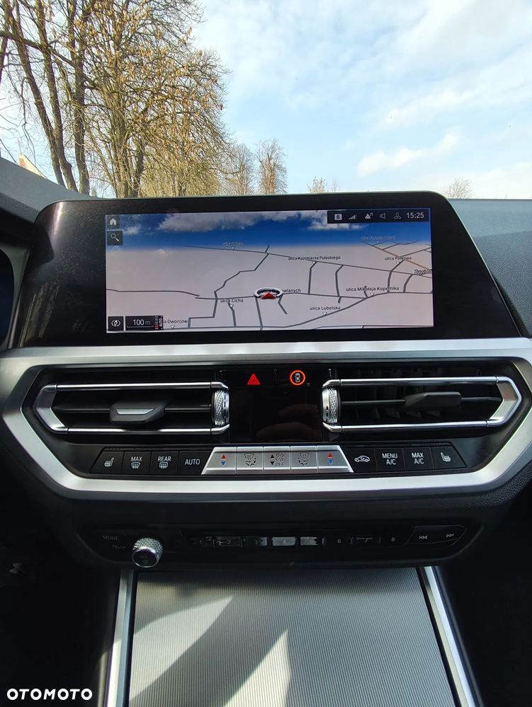 BMW Seria 3 320d Sport Line Shadow sport - 11