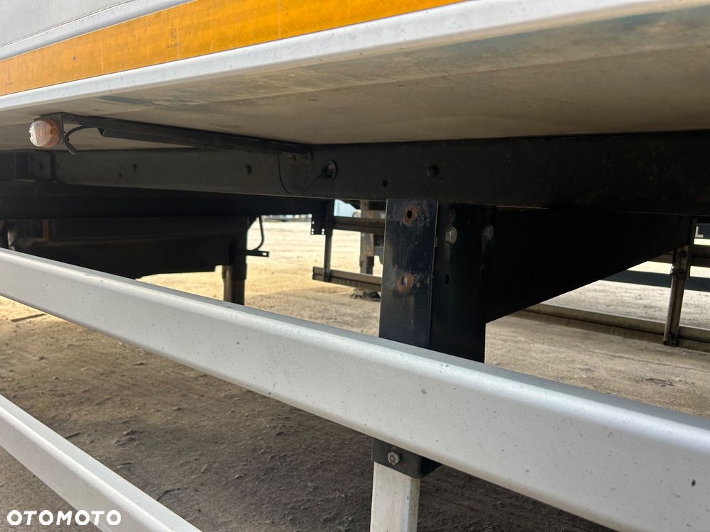 Lamberet Chlodnia osie Bpw  Agregat Carrier 1300 - 8