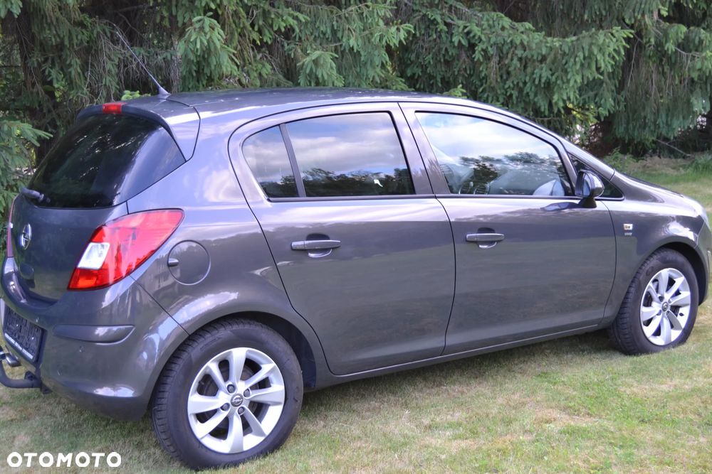 Opel Corsa 1.4 16V Energy - 19