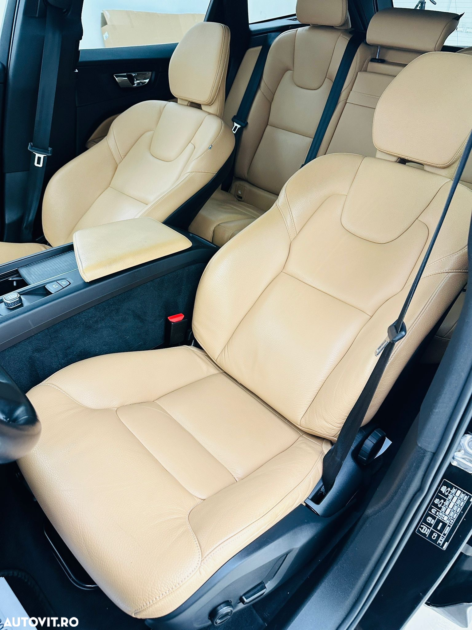 Volvo XC 60 - 23